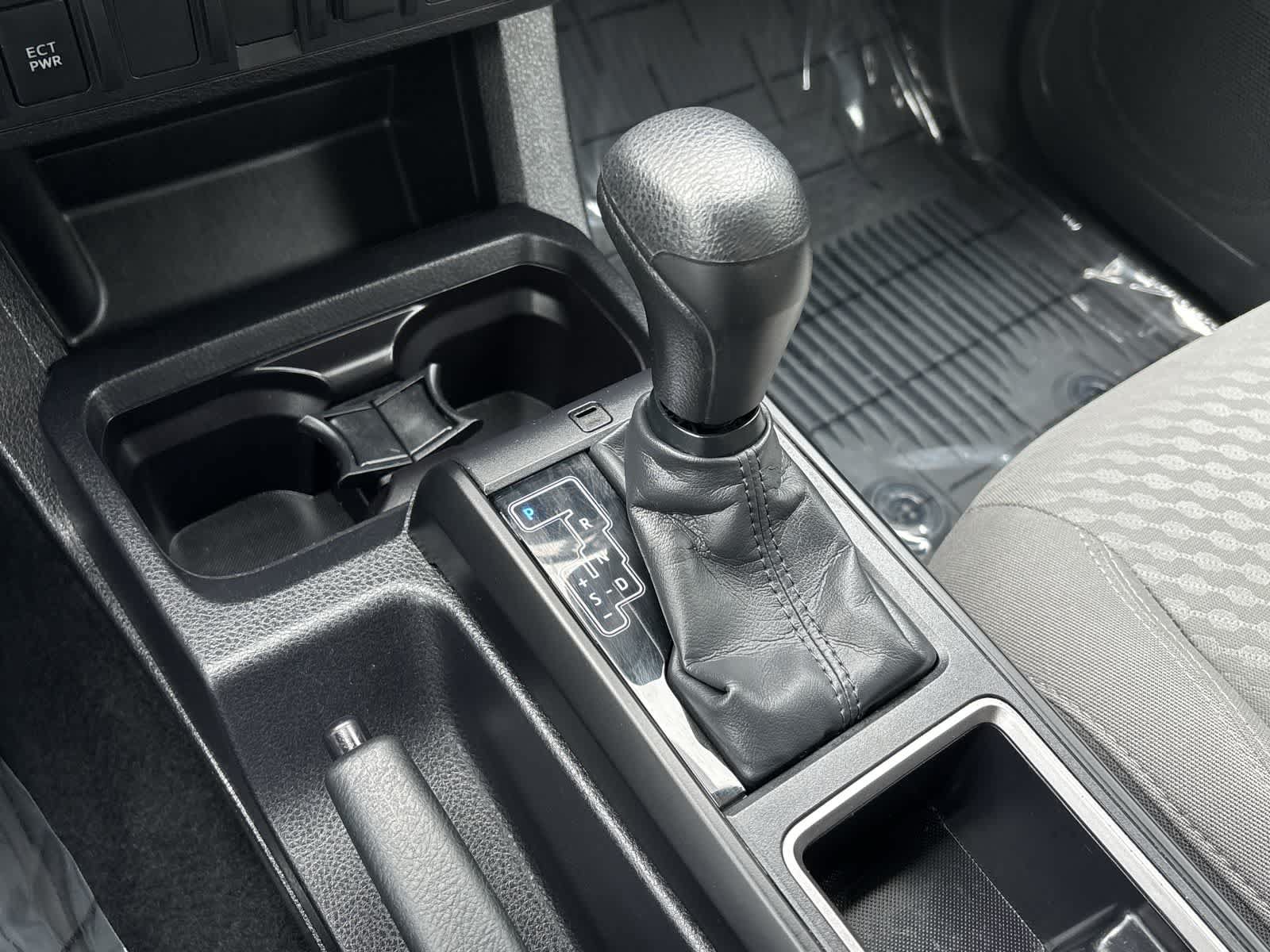 Used 2023 Toyota Tacoma SR AWD/4WD image 23