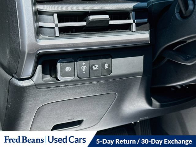 Used 2024 Hyundai Santa Fe SEL FWD image 16