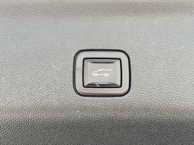 Used 2021 GMC Yukon AT4 w/ AT4 Premium Plus Package AWD/4WD image 24