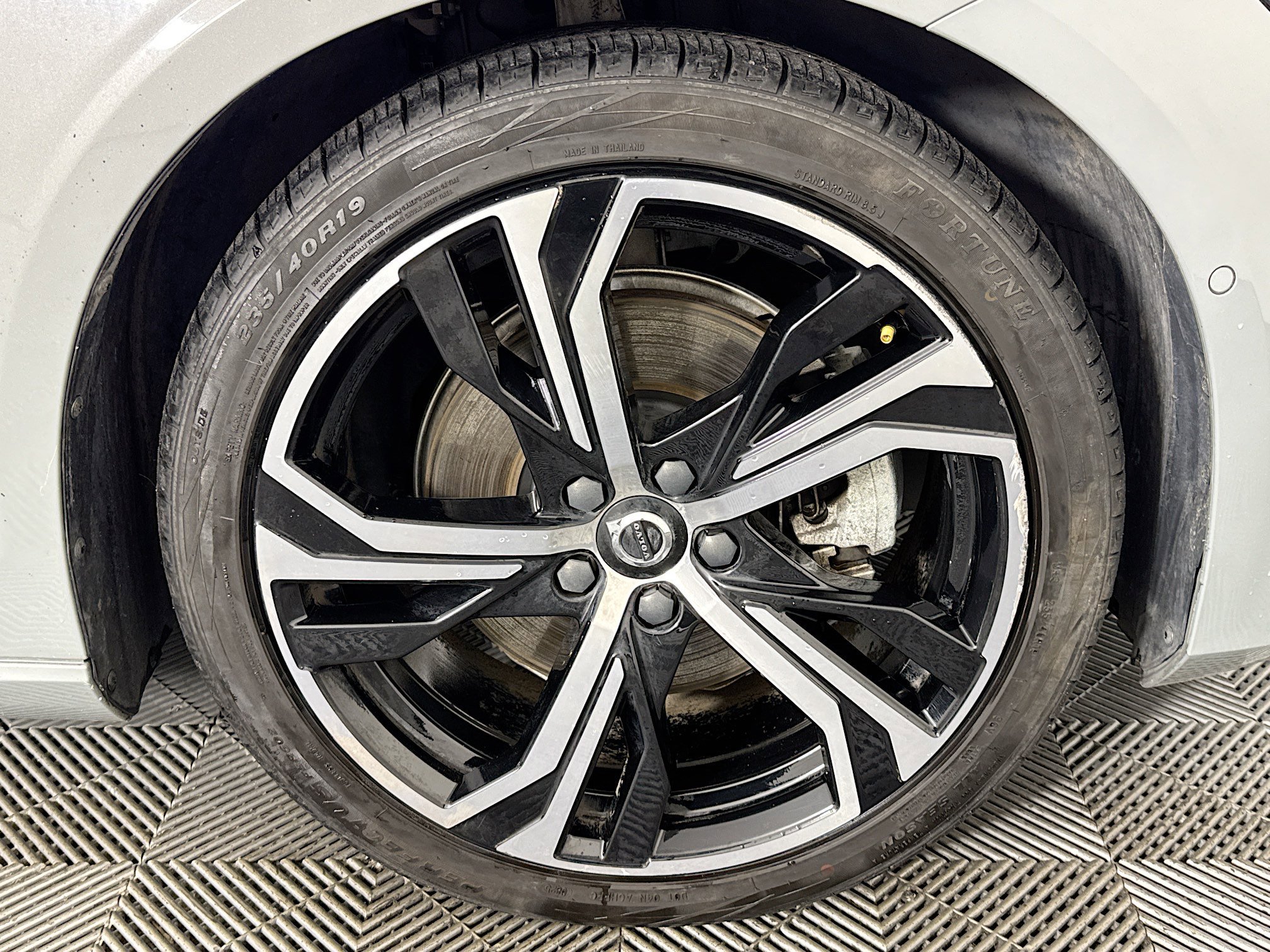 Used 2024 Volvo S60 B5 Plus FWD image 31