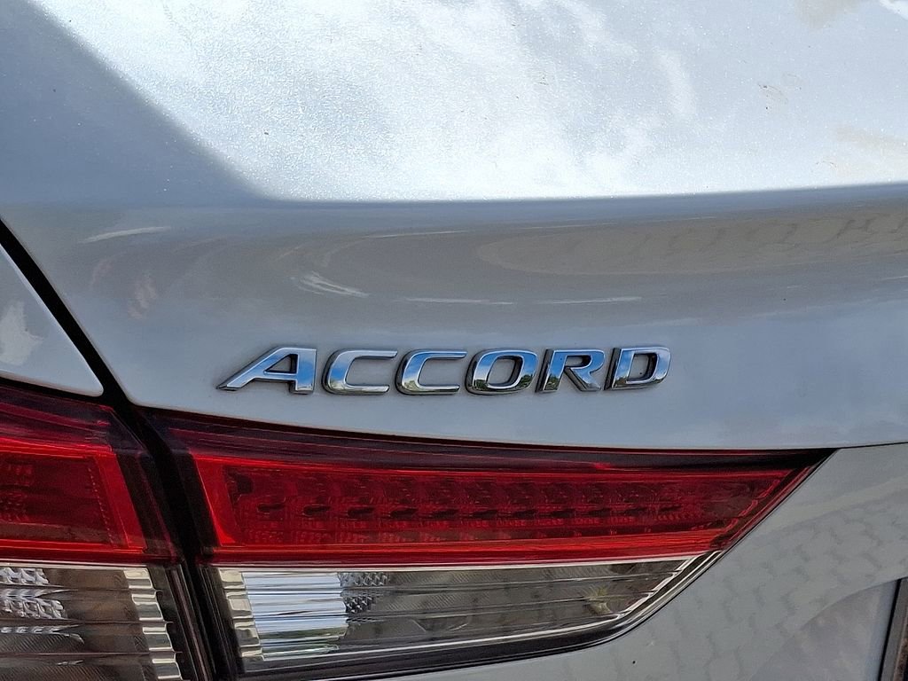 Used 2022 Honda Accord Touring image 34