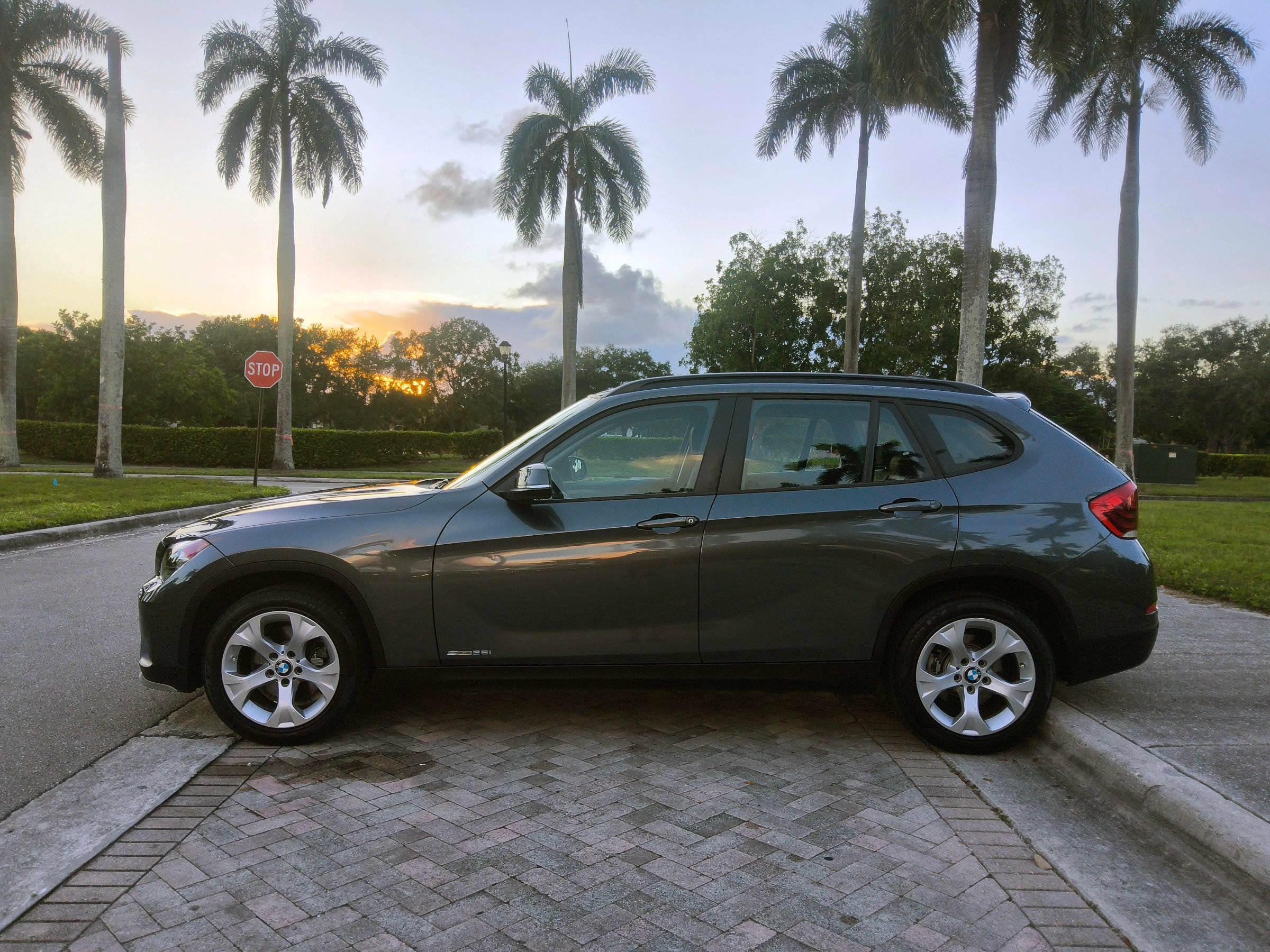 Used 2015 BMW X1 sDrive28i RWD image 18