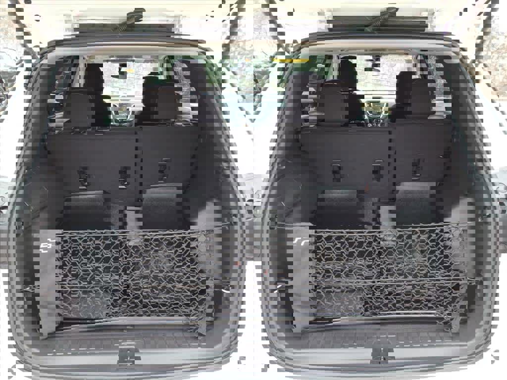 Used 2023 Chevrolet Equinox LT image 11