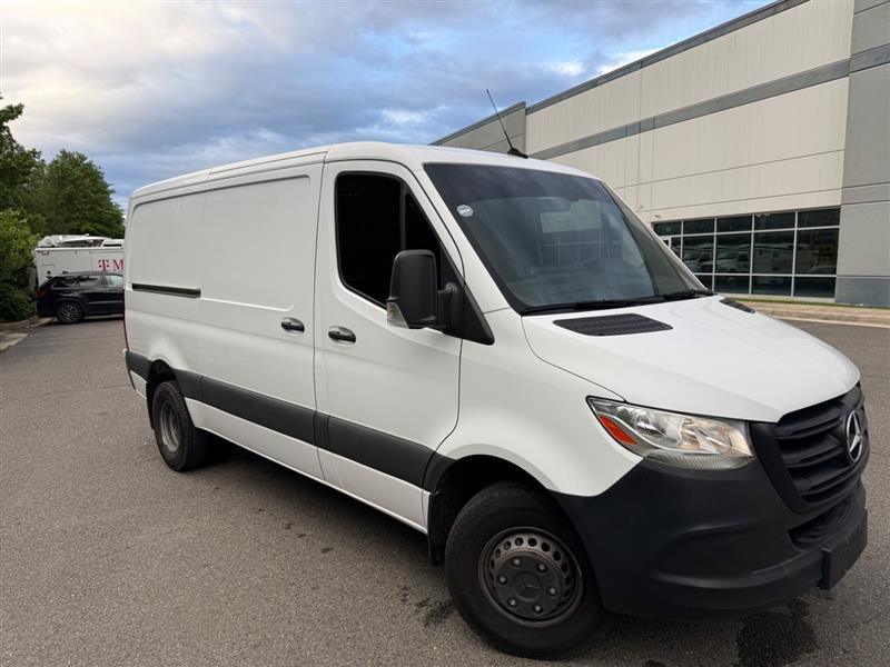 Used 2019 Mercedes-Benz Sprinter 144 Cargo image 12
