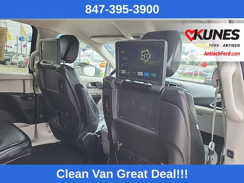 Used 2022 Chrysler Pacifica Touring-L w/ Uconnect Theater Family Group FWD image 50