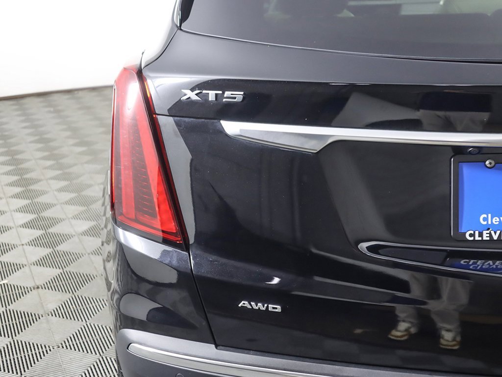 Used 2022 Cadillac XT5 Premium Luxury image 18