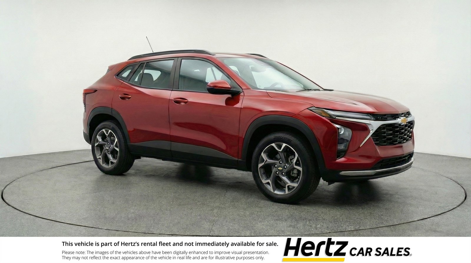 Used 2025 Chevrolet Trax LT image 1