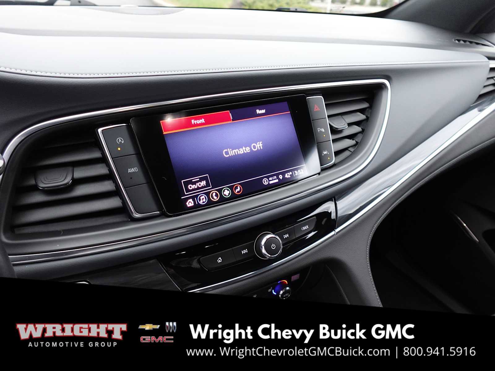 Used 2023 Buick Enclave Essence w/ Experience Buick Package image 17