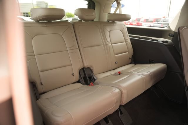 Used 2023 Lincoln Navigator L Reserve image 15