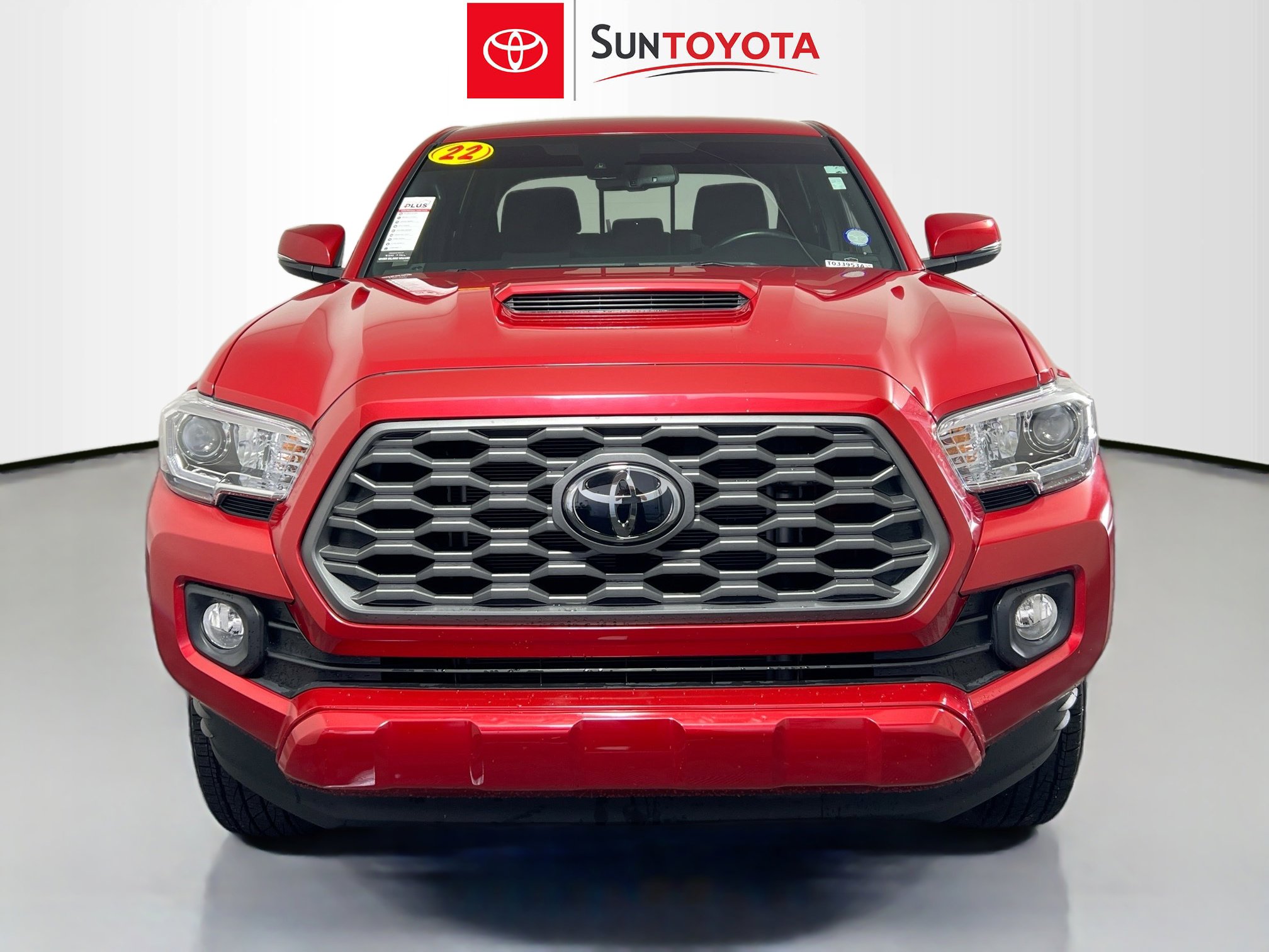 Used 2022 Toyota Tacoma TRD Sport w/ Technology Package image 10