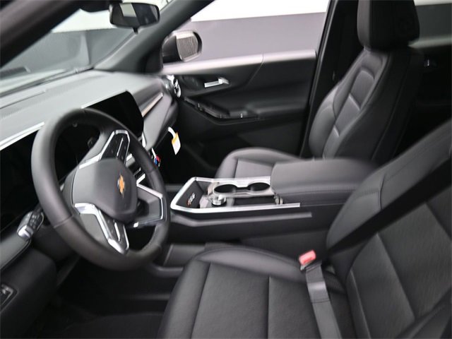 New 2026 Chevrolet Equinox LT w/ Convenience Package II image 8