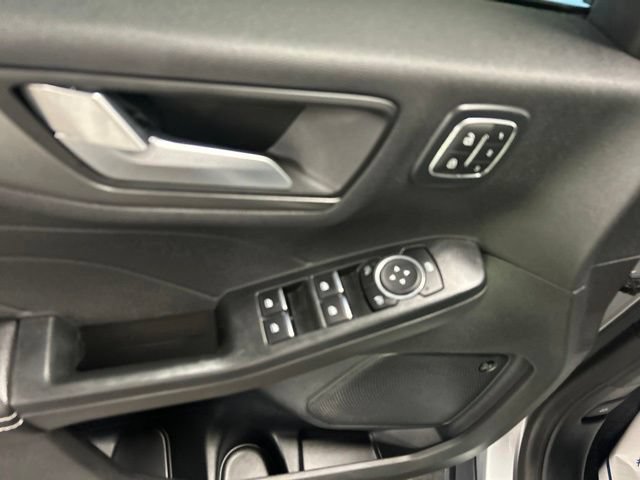 Used 2023 Ford Escape Active w/ Tech Pack #2 AWD/4WD image 13