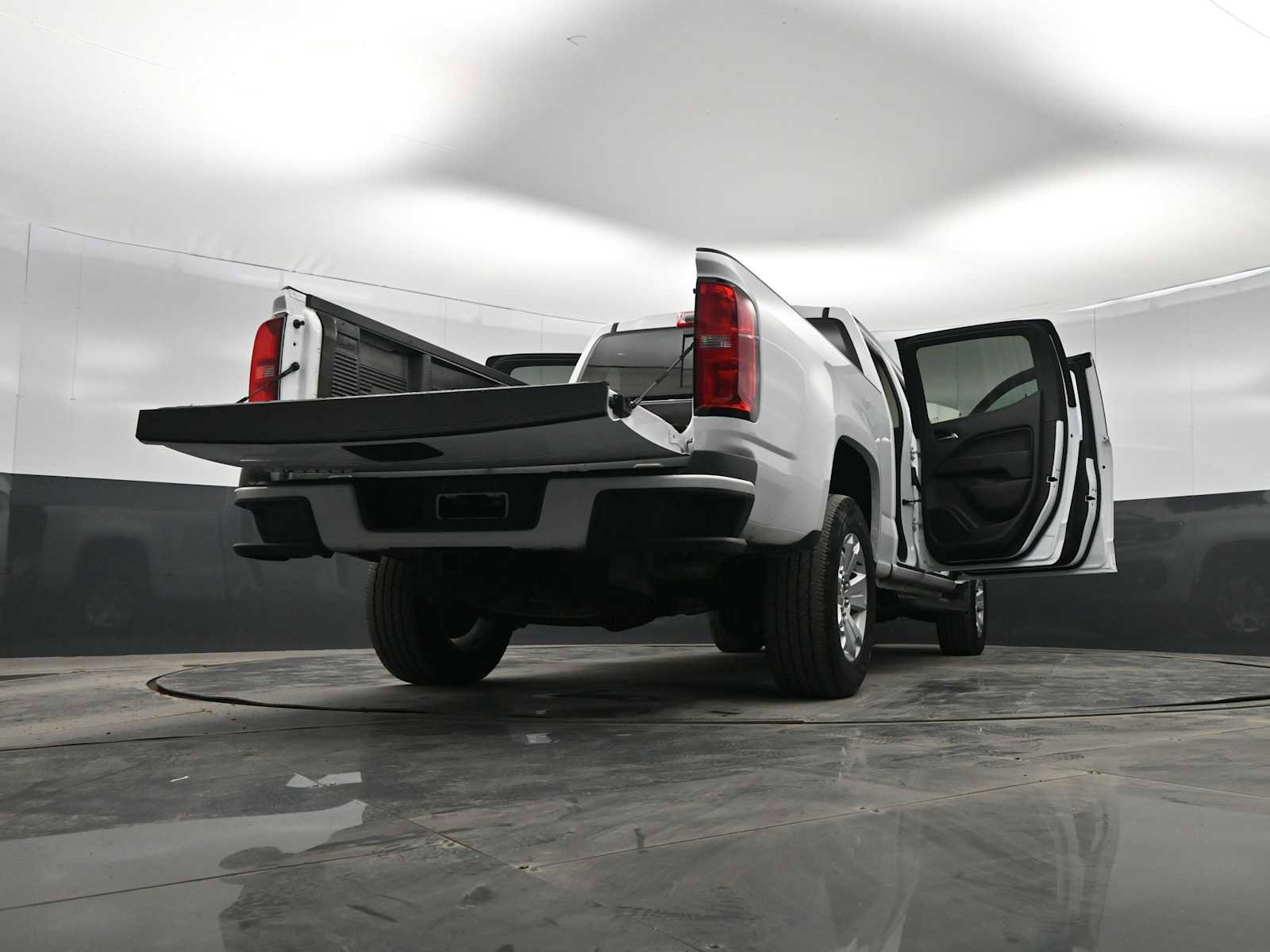 Used 2022 Chevrolet Colorado LT w/ LT Convenience Package image 43