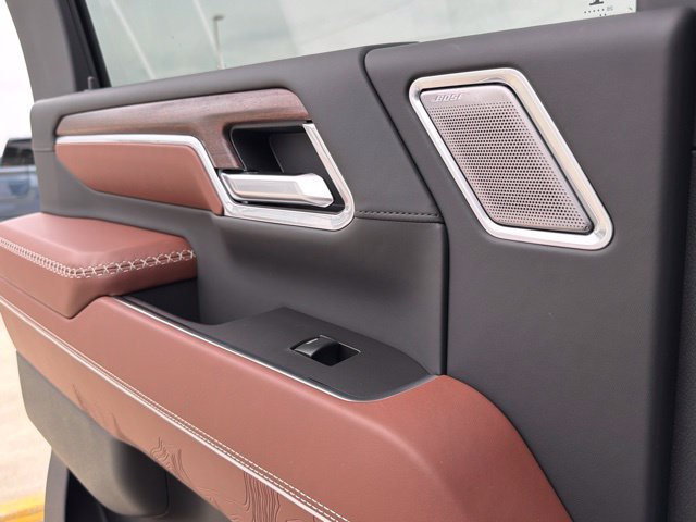 New 2026 GMC Sierra 3500 Denali Ultimate AWD/4WD image 30
