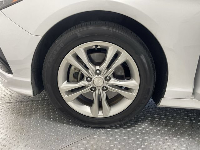 Used 2018 Hyundai Sonata Limited FWD image 10