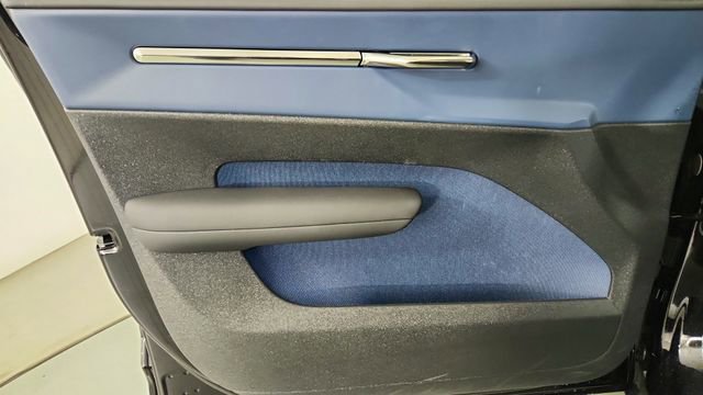 New 2026 Volvo EX30 Cross Country Ultra w/ Protection Package Premier AWD/4WD image 9