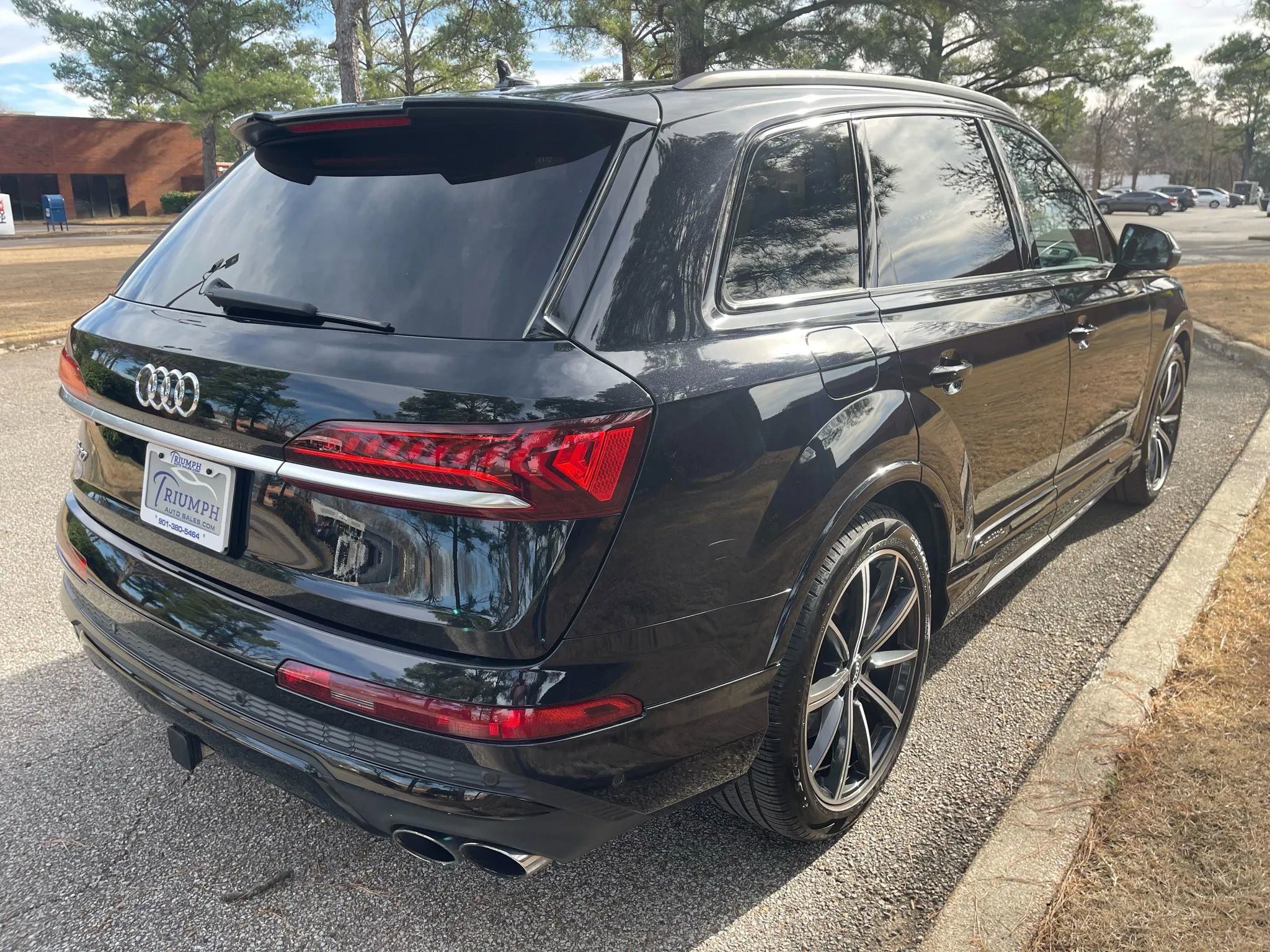 Used 2020 Audi SQ7 Prestige w/ Prestige Package AWD/4WD image 5