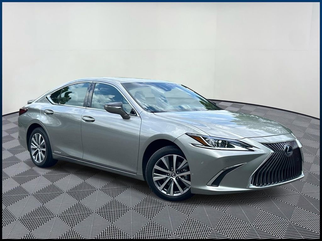 Used 2020 Lexus ES 300h w/ Premium Package