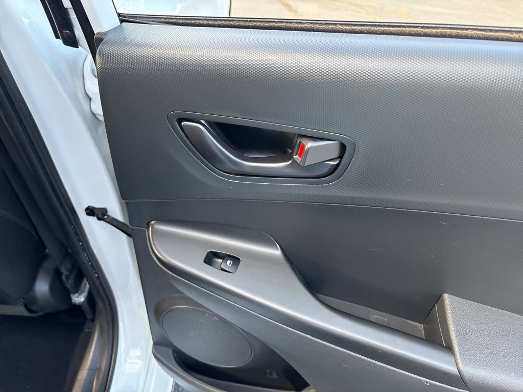 Used 2022 Hyundai Kona N Line FWD image 35