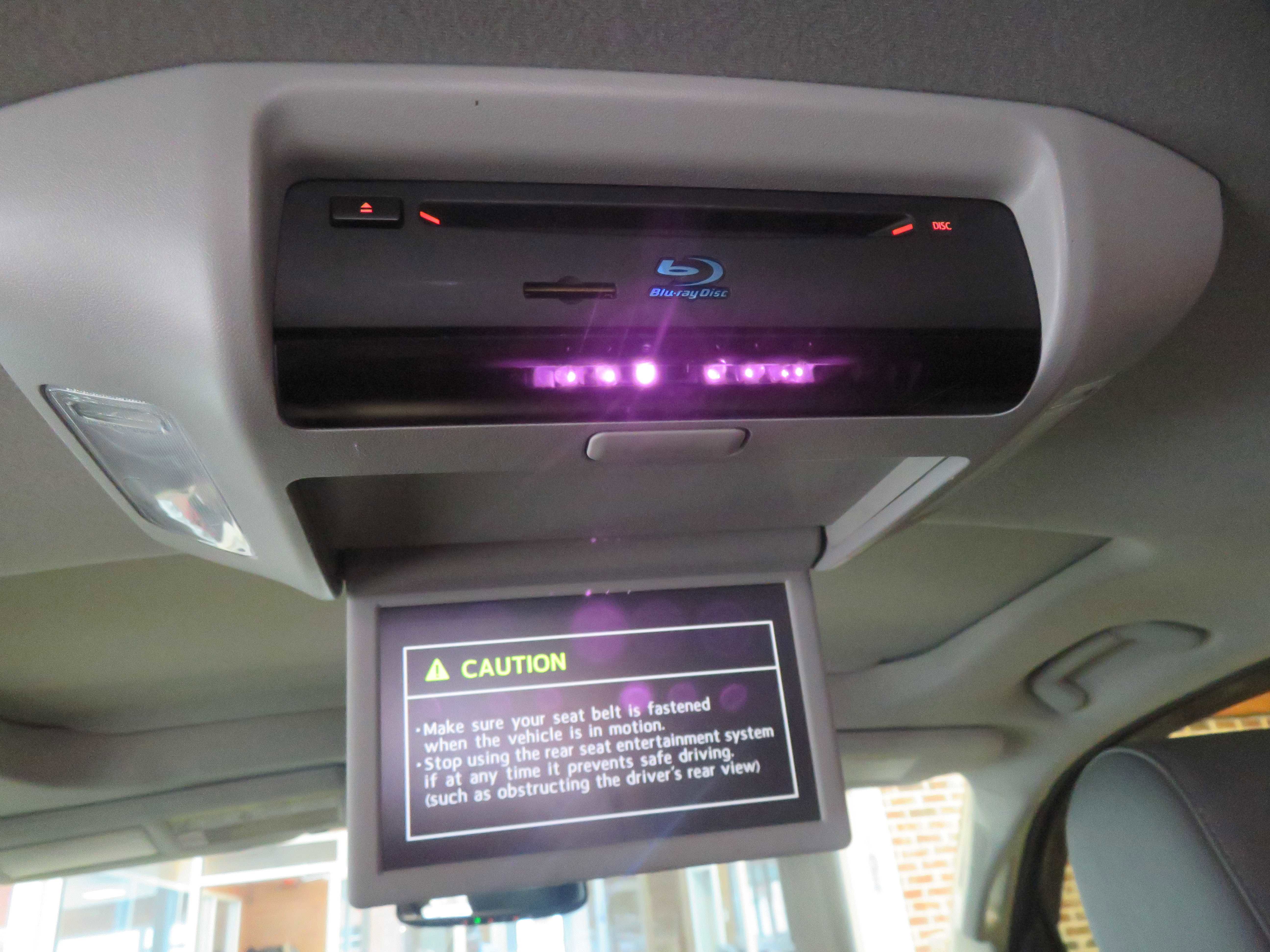 Used 2018 Toyota Sequoia Platinum AWD/4WD image 59