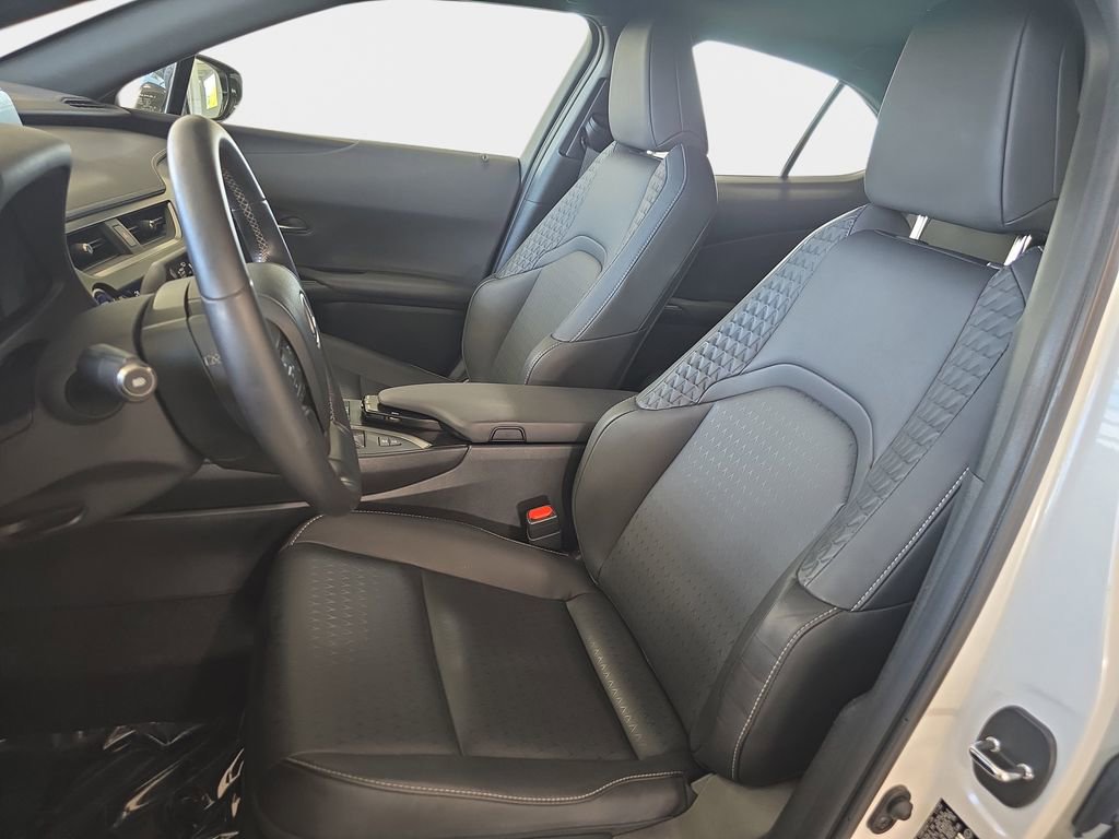 Used 2021 Lexus UX 250h AWD/4WD image 17