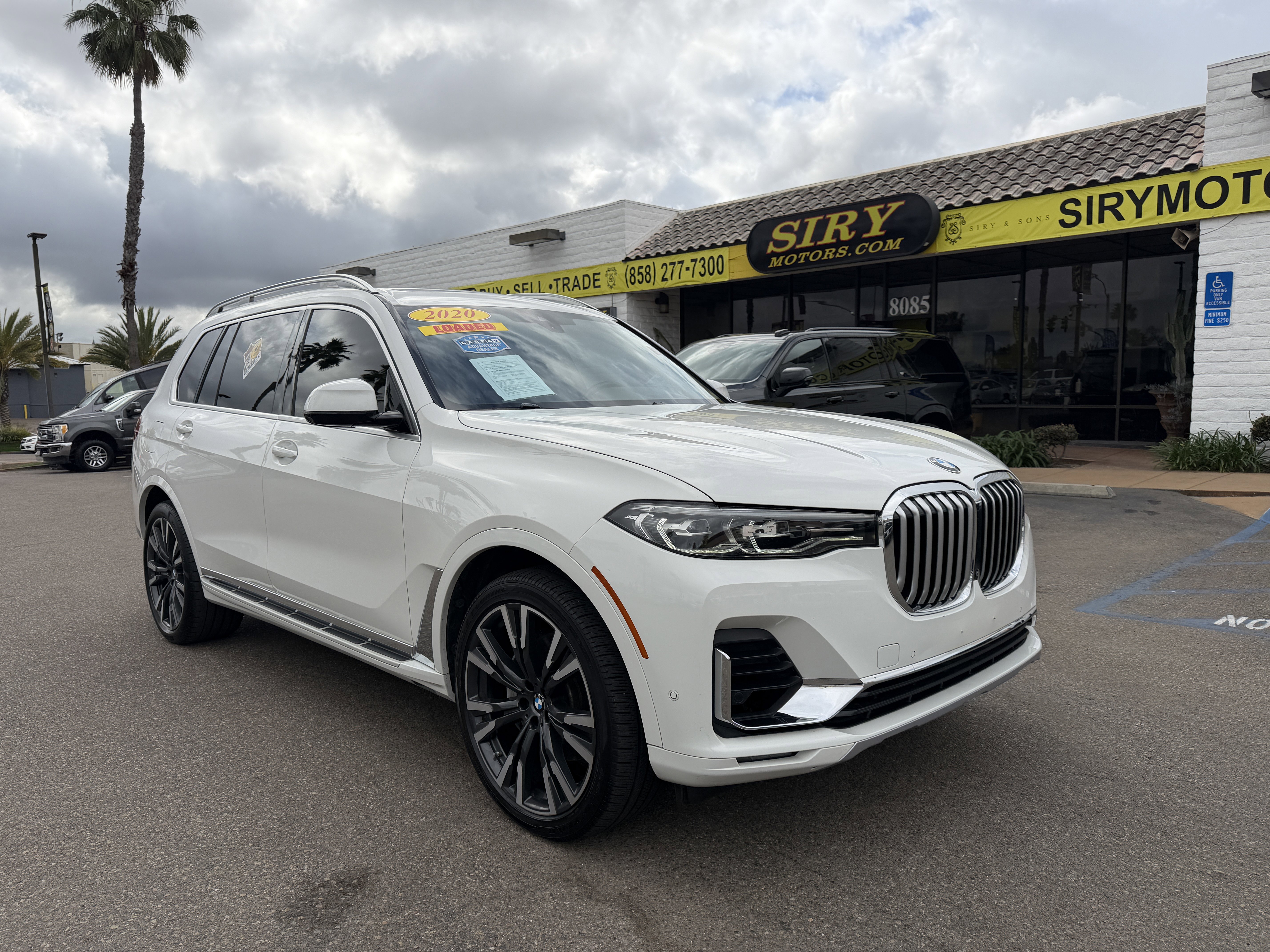 Used 2020 BMW X7 xDrive40i w/ Premium Package image 1