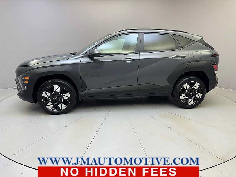 Used 2025 Hyundai Kona SEL AWD/4WD image 2