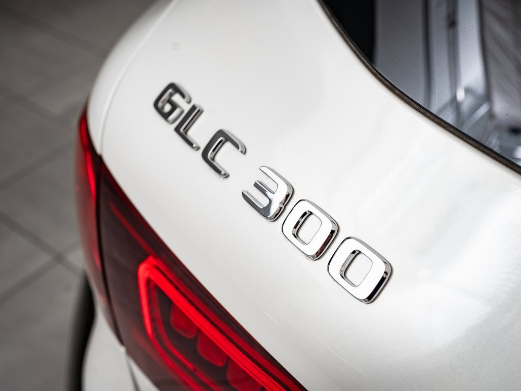 Certified 2022 Mercedes-Benz GLC 300 4MATIC image 18