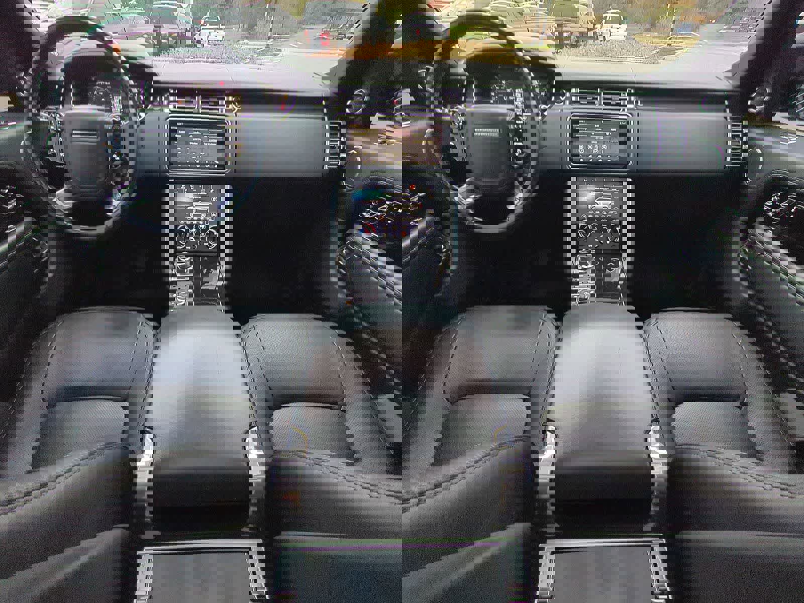 Used 2018 Land Rover Range Rover Long Wheelbase Supercharged image 15