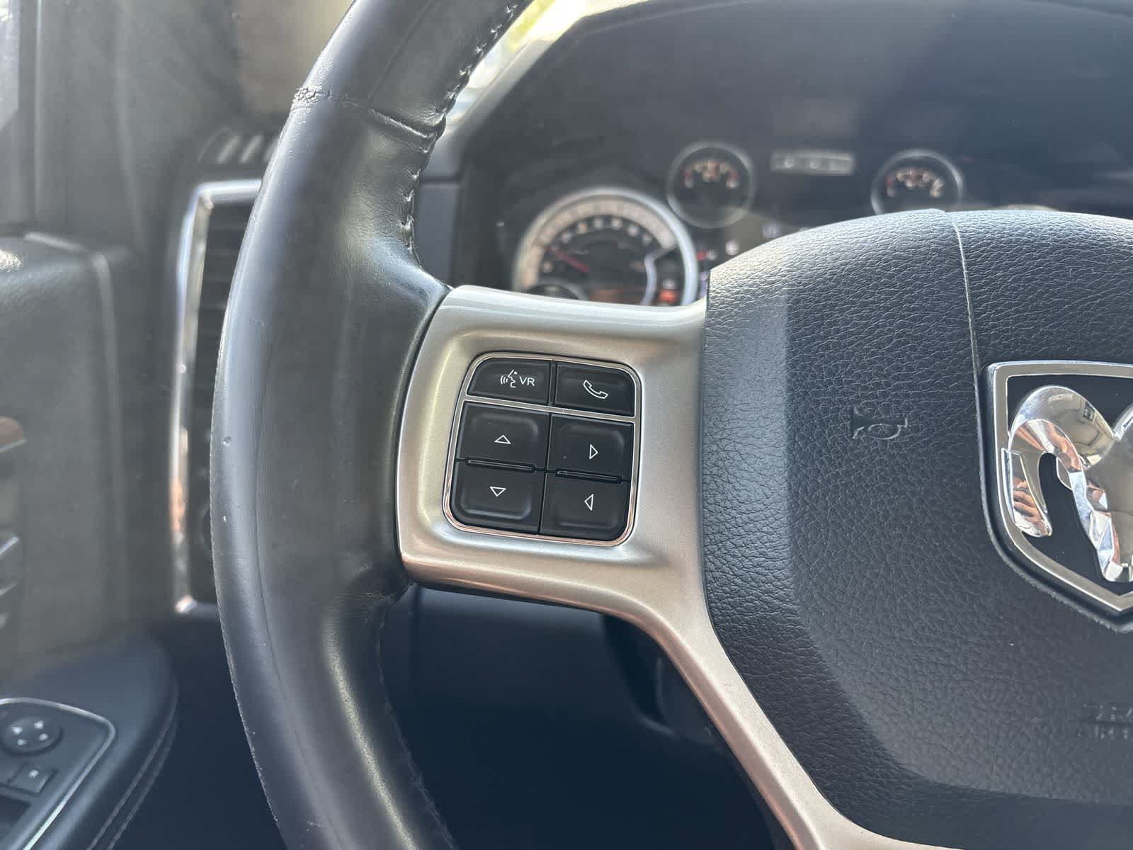Used 2014 RAM 1500 Laramie w/ Trailer Tow Group AWD/4WD image 14