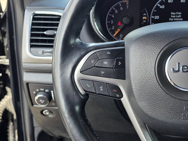 Used 2021 Jeep Grand Cherokee Laredo w/ Security & Convenience Group AWD/4WD image 24