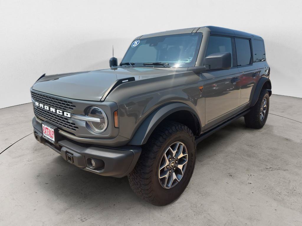 Used 2025 Ford Bronco Badlands AWD/4WD image 1