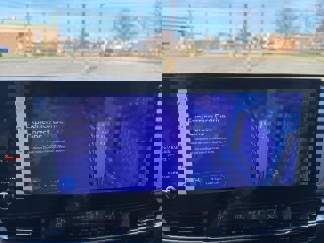 Used 2025 Toyota Sienna XSE image 20