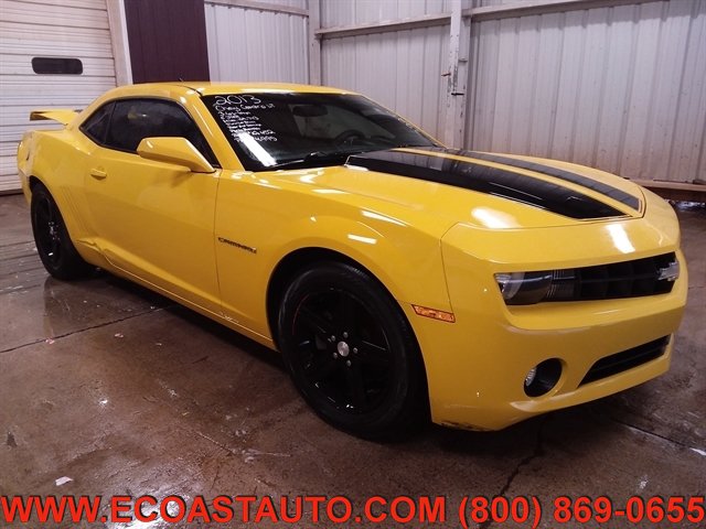 Used 2013 Chevrolet Camaro LT RWD image 5