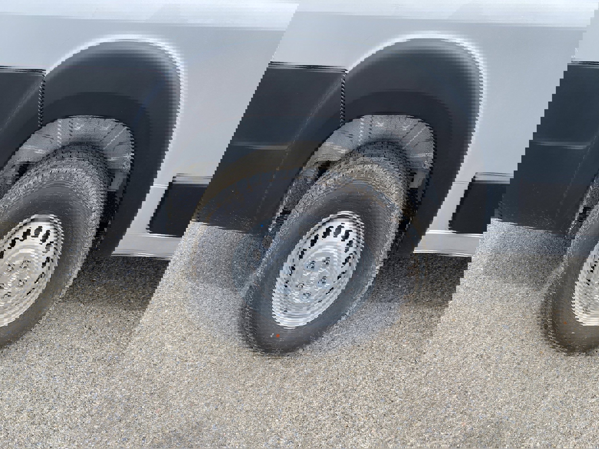 New 2025 RAM ProMaster 2500 w/ Convenience Group image 9