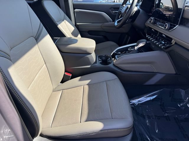 Certified 2025 Chevrolet Colorado ZR2 w/ Technology Package AWD/4WD image 7