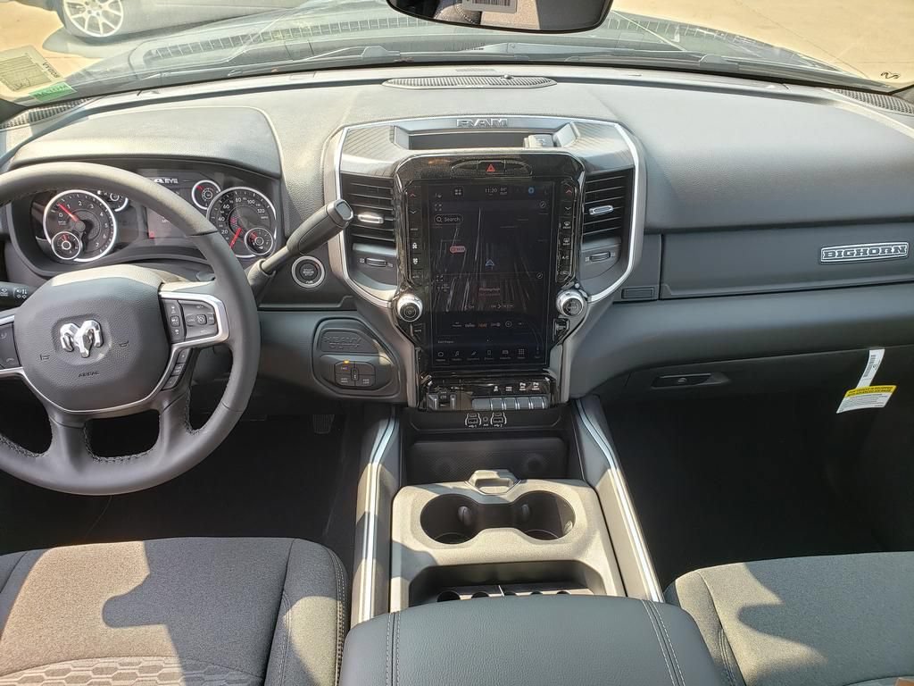 New 2026 RAM 2500 Big Horn AWD/4WD image 9