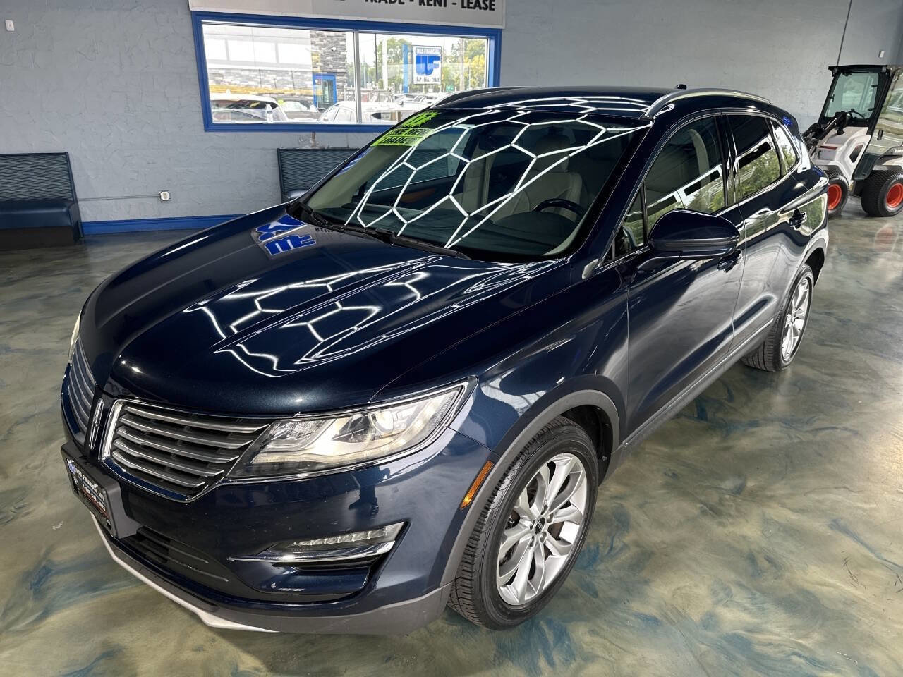 Used 2017 Lincoln MKC Select w/ Select Plus Package image 5