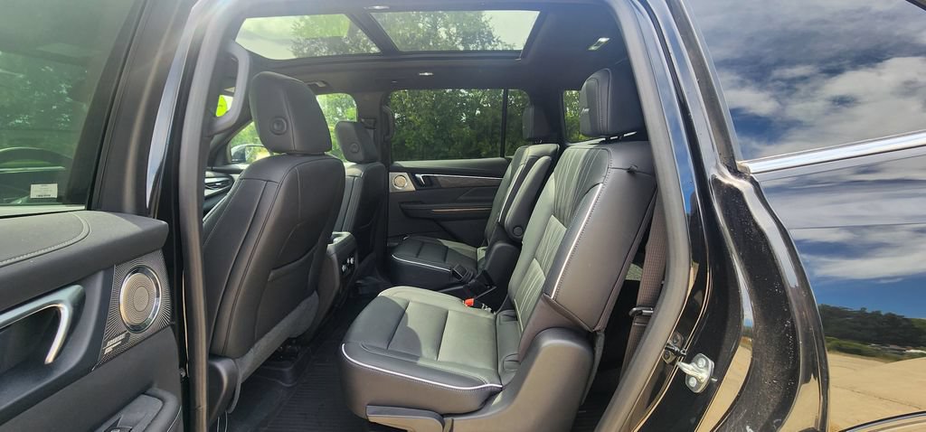 Used 2026 Buick Enclave Avenir w/ Super Cruise Package FWD image 20