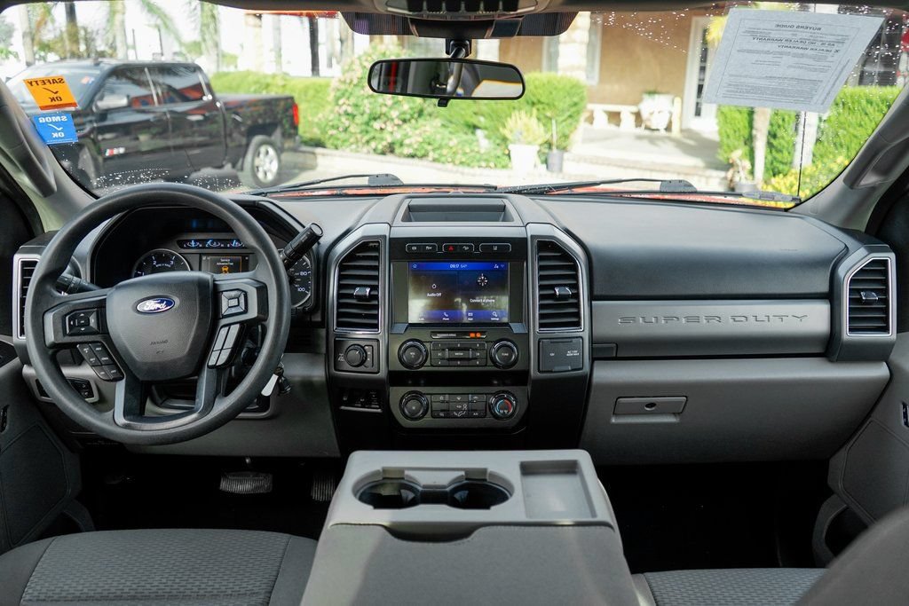 Used 2020 Ford F250 XLT w/ FX4 Off-Road Package AWD/4WD image 26