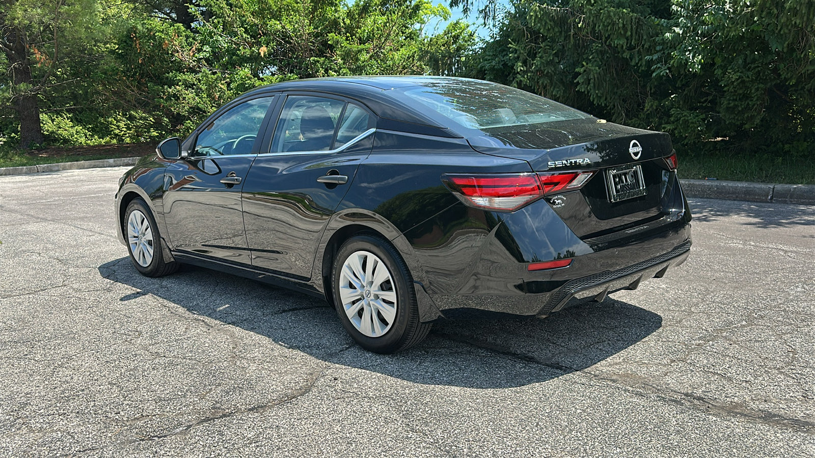 Used 2024 Nissan Sentra S FWD image 7
