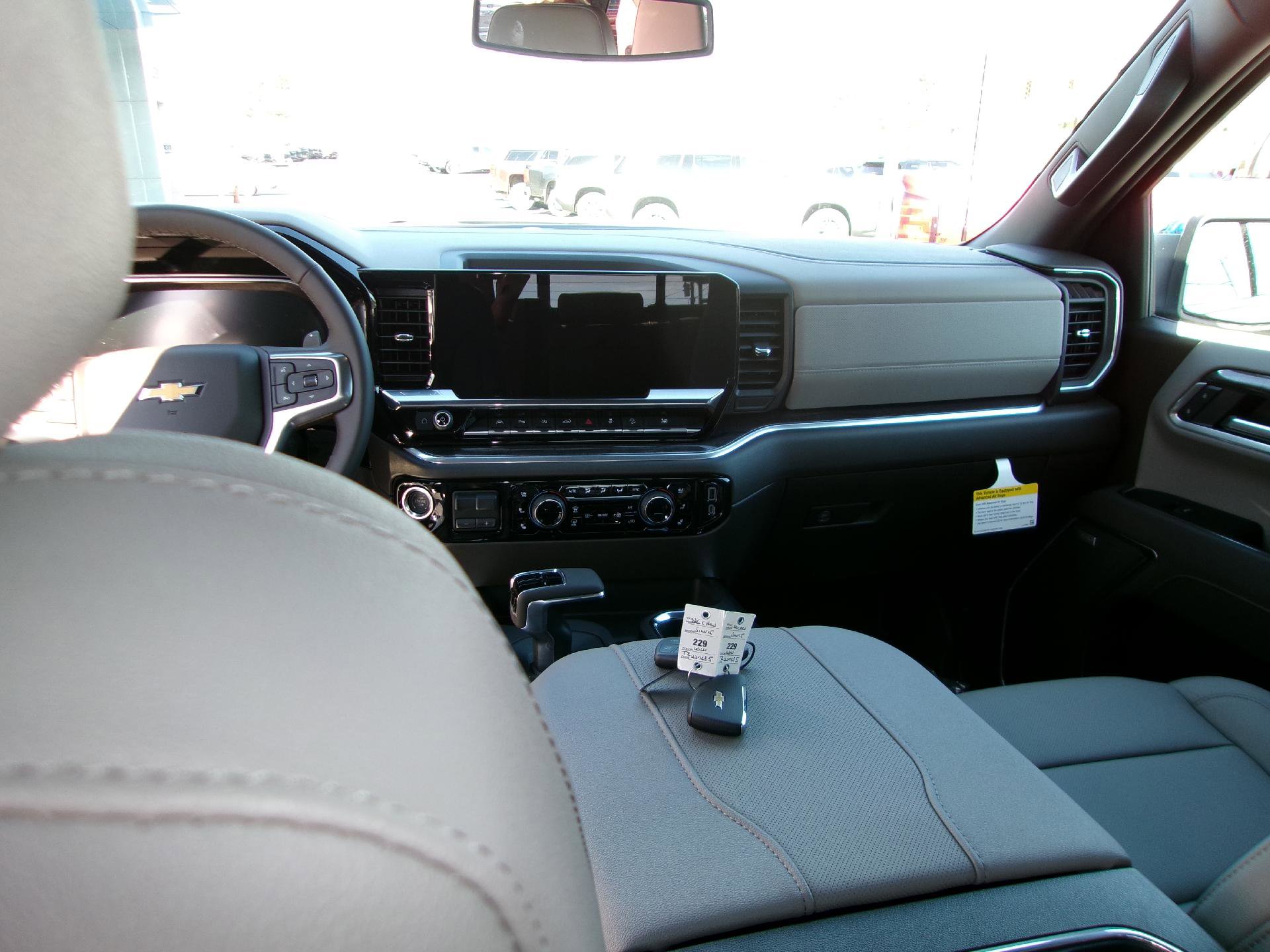 New 2026 Chevrolet Silverado 1500 LTZ w/ LTZ Premium Package image 15