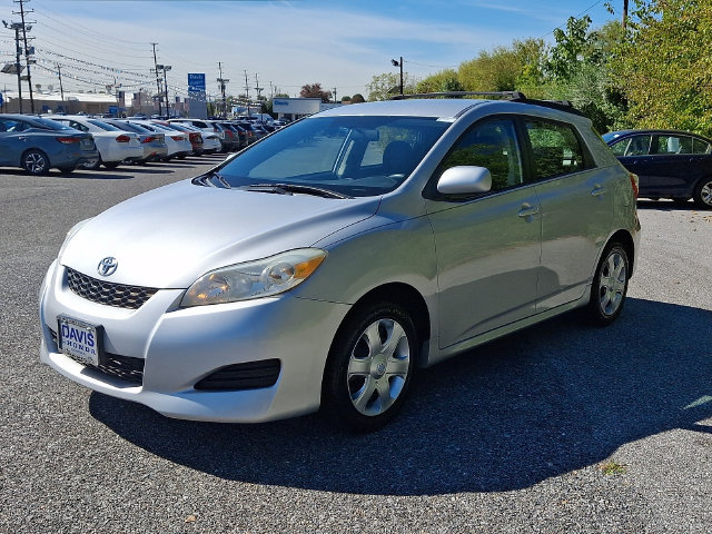 Used 2009 Toyota Matrix FWD image 3