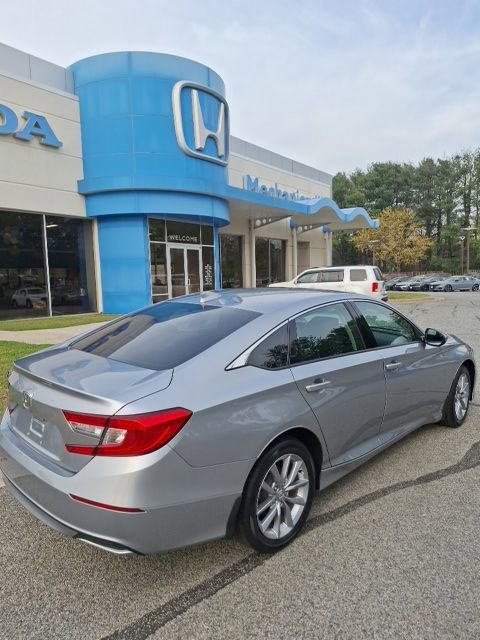 Used 2022 Honda Accord LX image 10