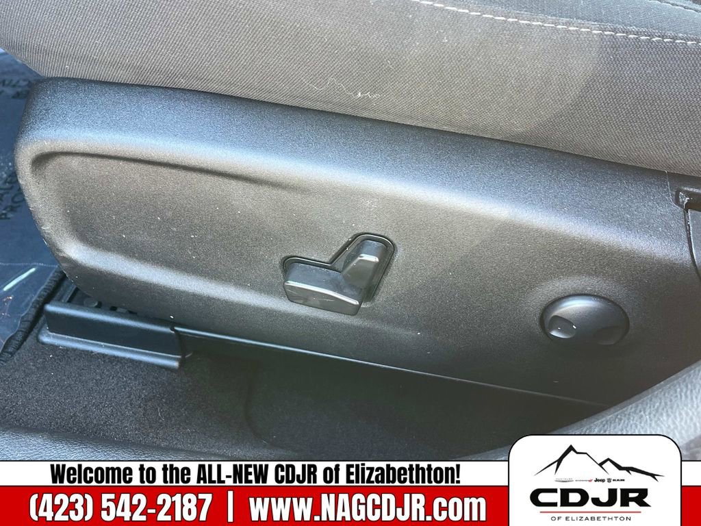 New 2023 Dodge Charger SXT w/ Cold Weather Package image 22