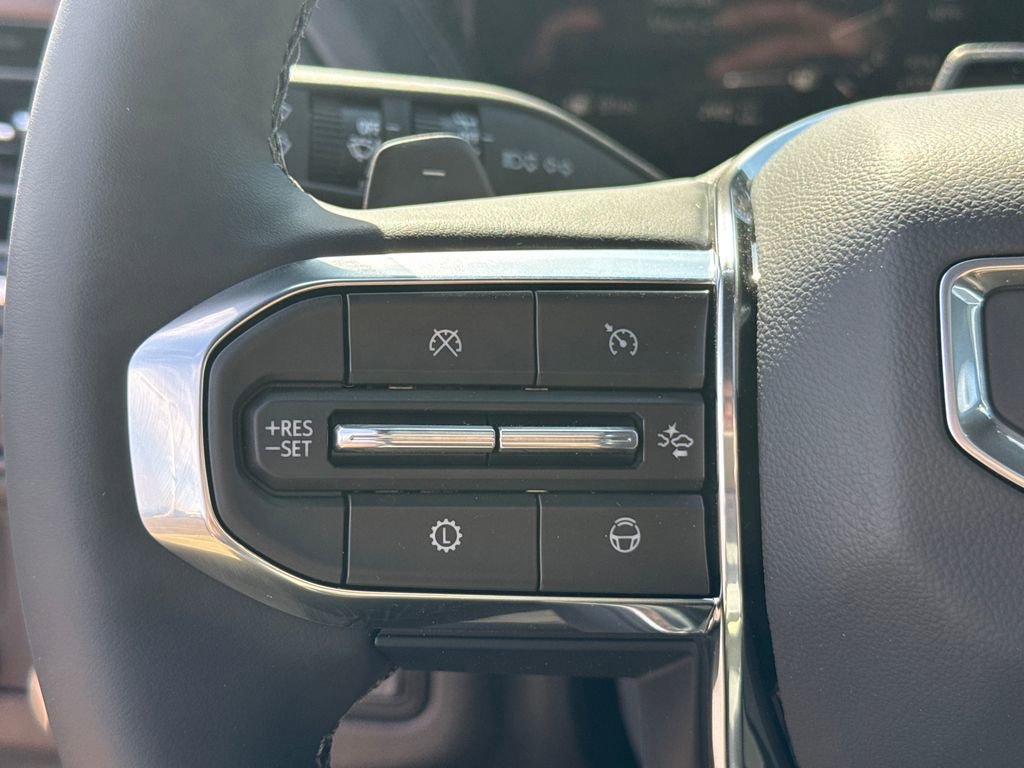 New 2026 GMC Yukon XL Denali w/ Denali Reserve Package image 21