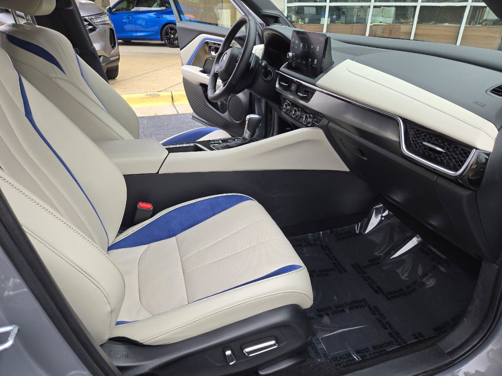 Certified 2025 Acura ADX A-Spec image 29