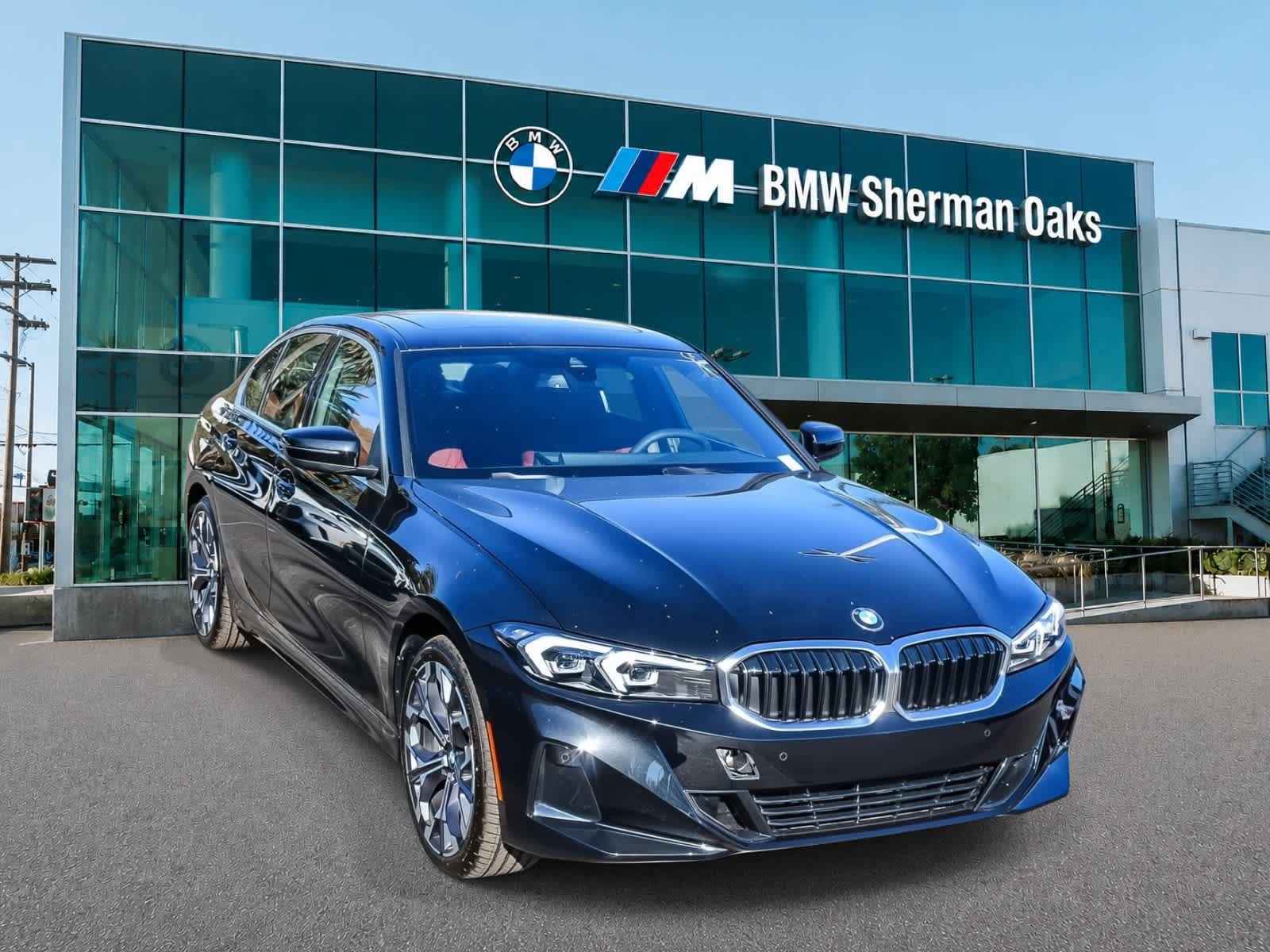 Used 2026 BMW 330i Sedan w/ Convenience Package RWD image 3