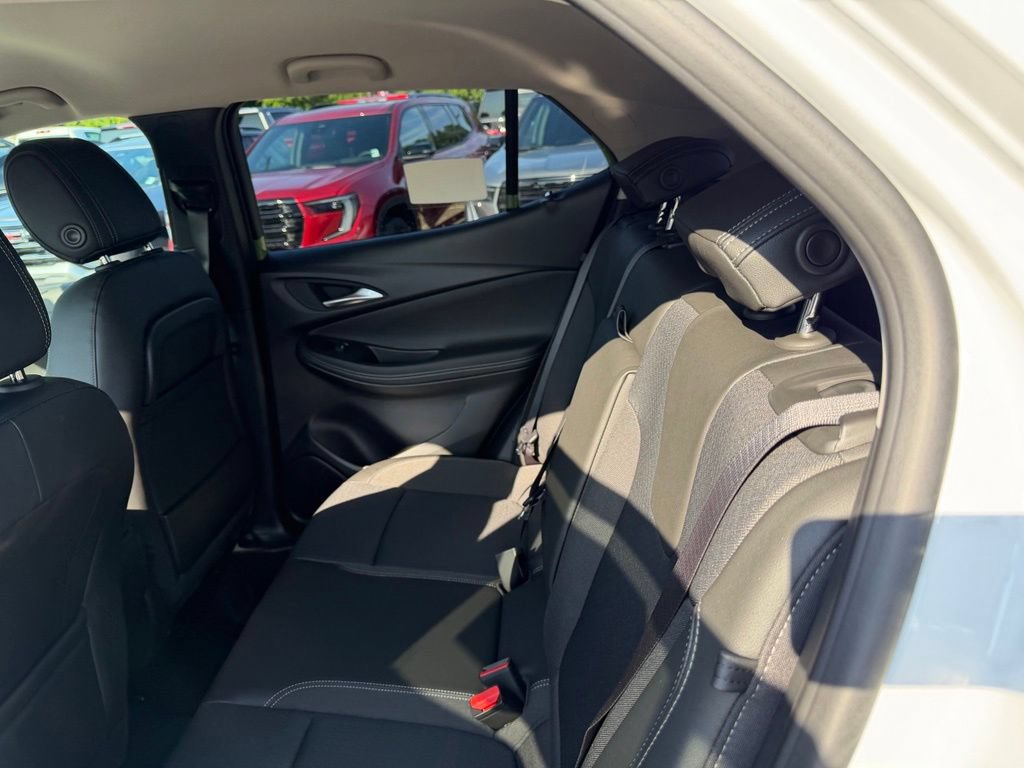 New 2026 Buick Encore GX Preferred w/ Comfort Package AWD/4WD image 9