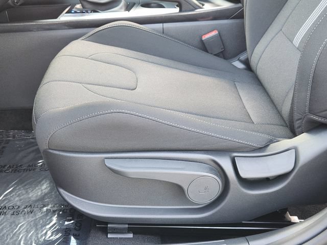 Certified 2026 Hyundai Elantra SE FWD image 17